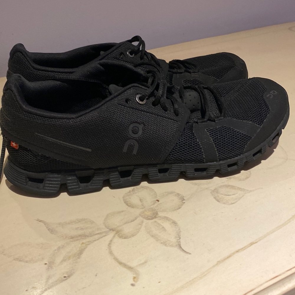 womens sneakers